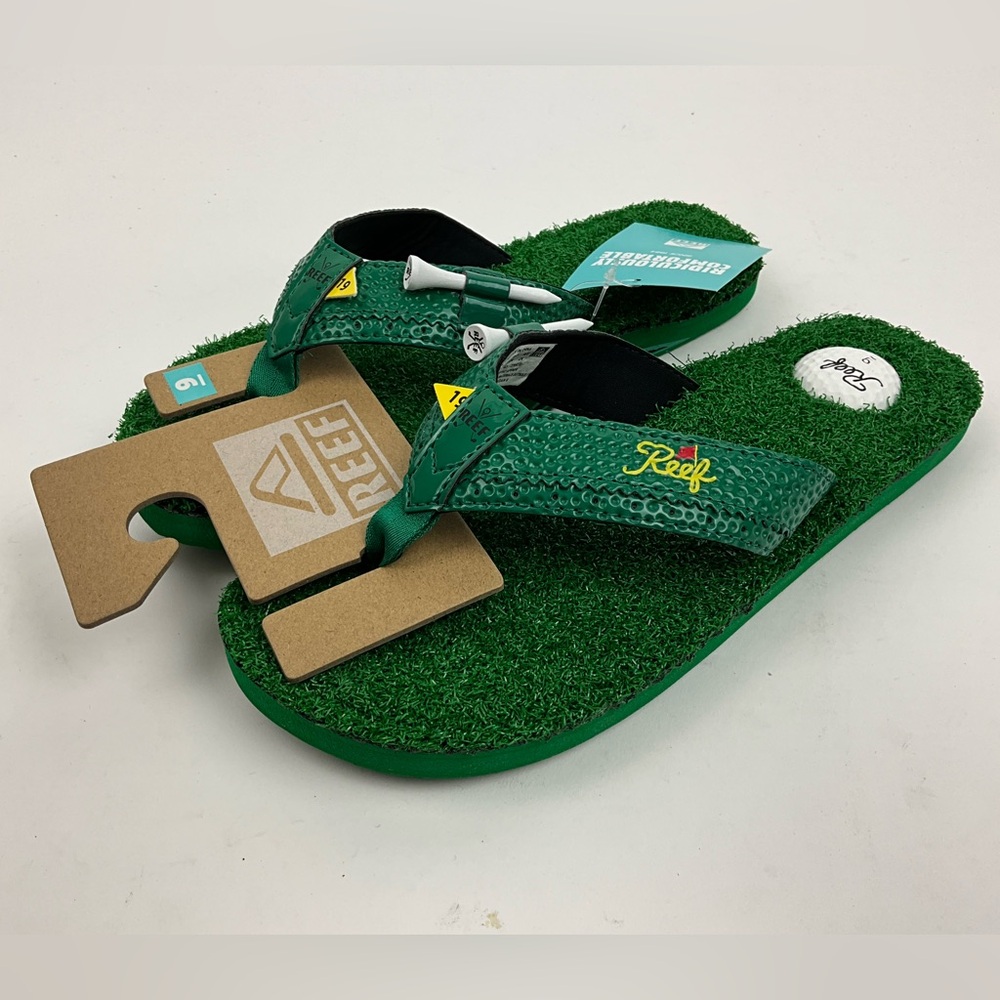 REEF Mulligan II Bottle Opener Golf Sandals with Golf Tees NWT